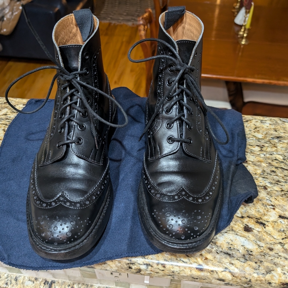Trickers Stow Boots Black